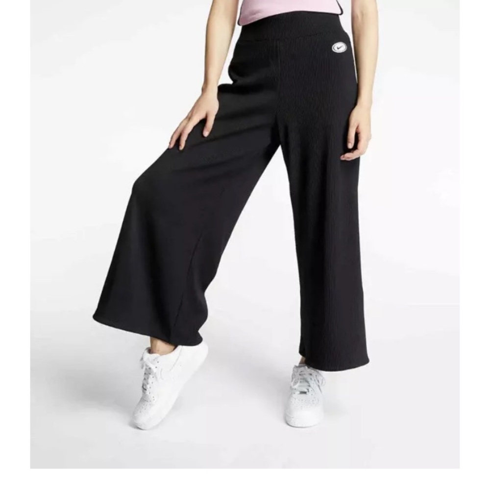 Nike Sportwear Wide leg ribbed crop pants